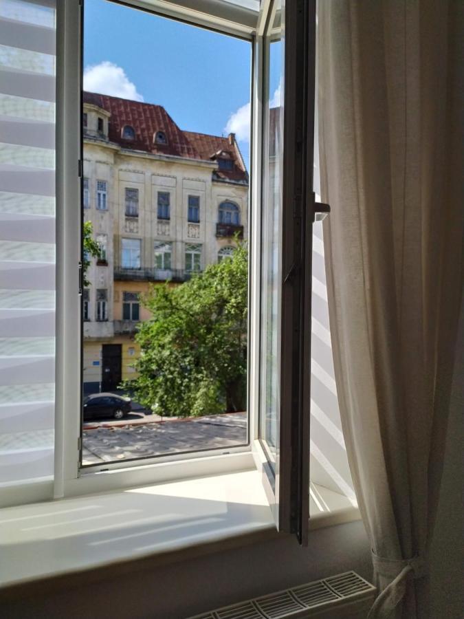 Двоповерхові Апартаменти Мілена У Центрі З Балконом, Кондиціонером Та Паркінгом Lviv Exterior photo